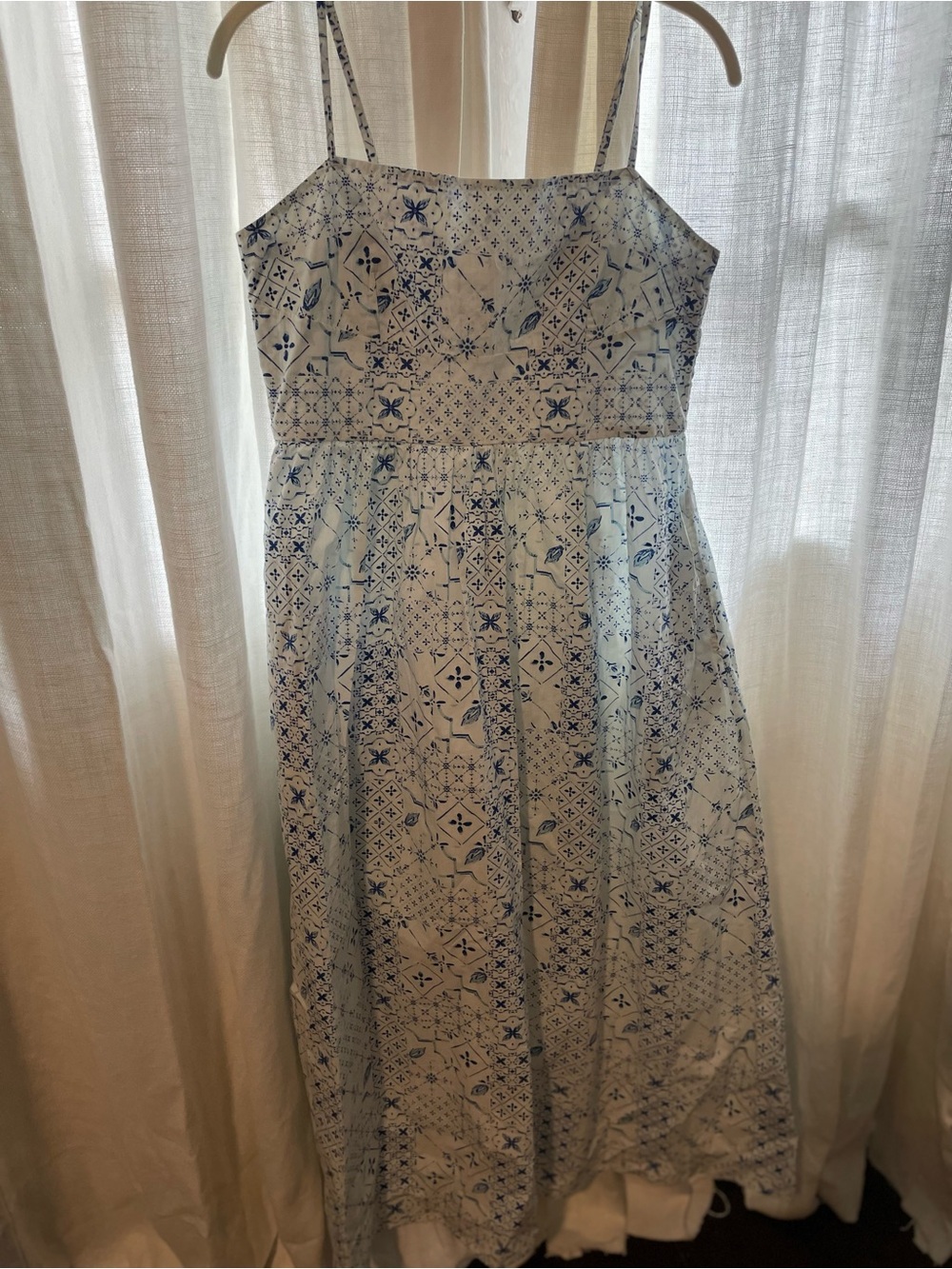 Blue & White Tile-Print Maxi Dress with Spaghetti Straps(NWOT)